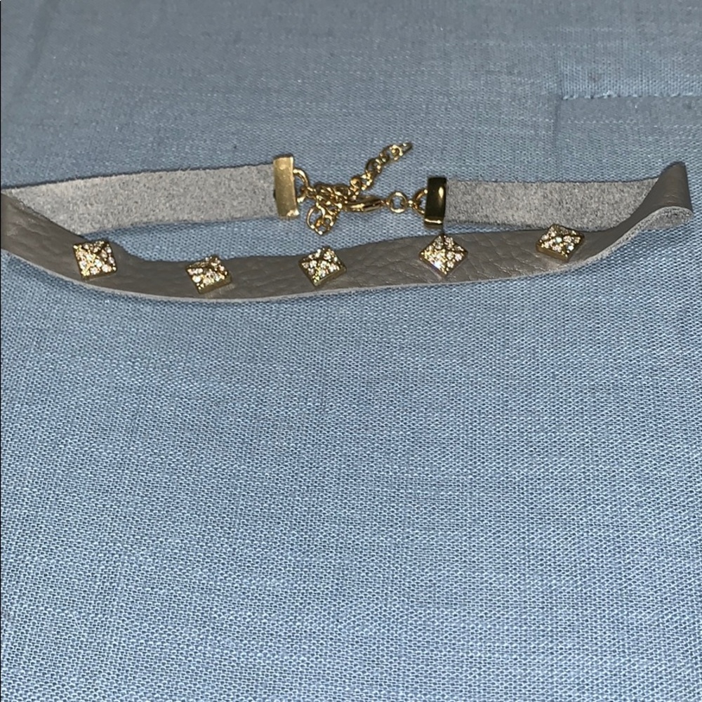 Grey Choker